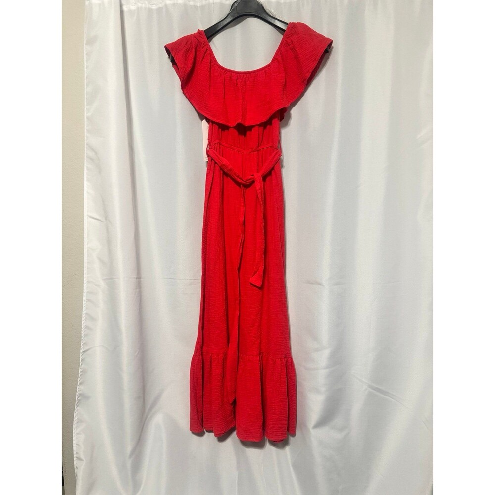 Red dress great for the summer. New with tags. Pet and smoke free.